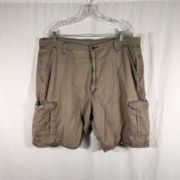 Wrangler Cargo Shorts Men's 40 Grey Pockets 100% Cotton Button Zip - Picture 1 of 8